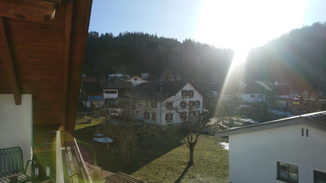 Gasthaus Krone Ubersaxen Exterior foto
